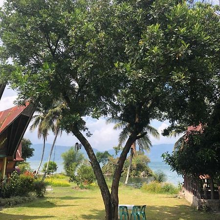 Leokap Homestay Tuk Tuk Εξωτερικό φωτογραφία