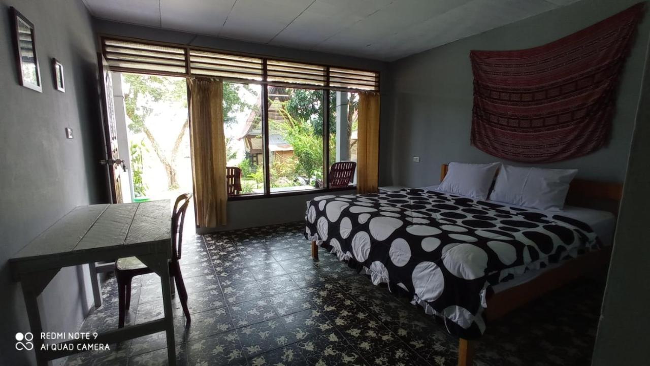 Leokap Homestay Tuk Tuk Εξωτερικό φωτογραφία